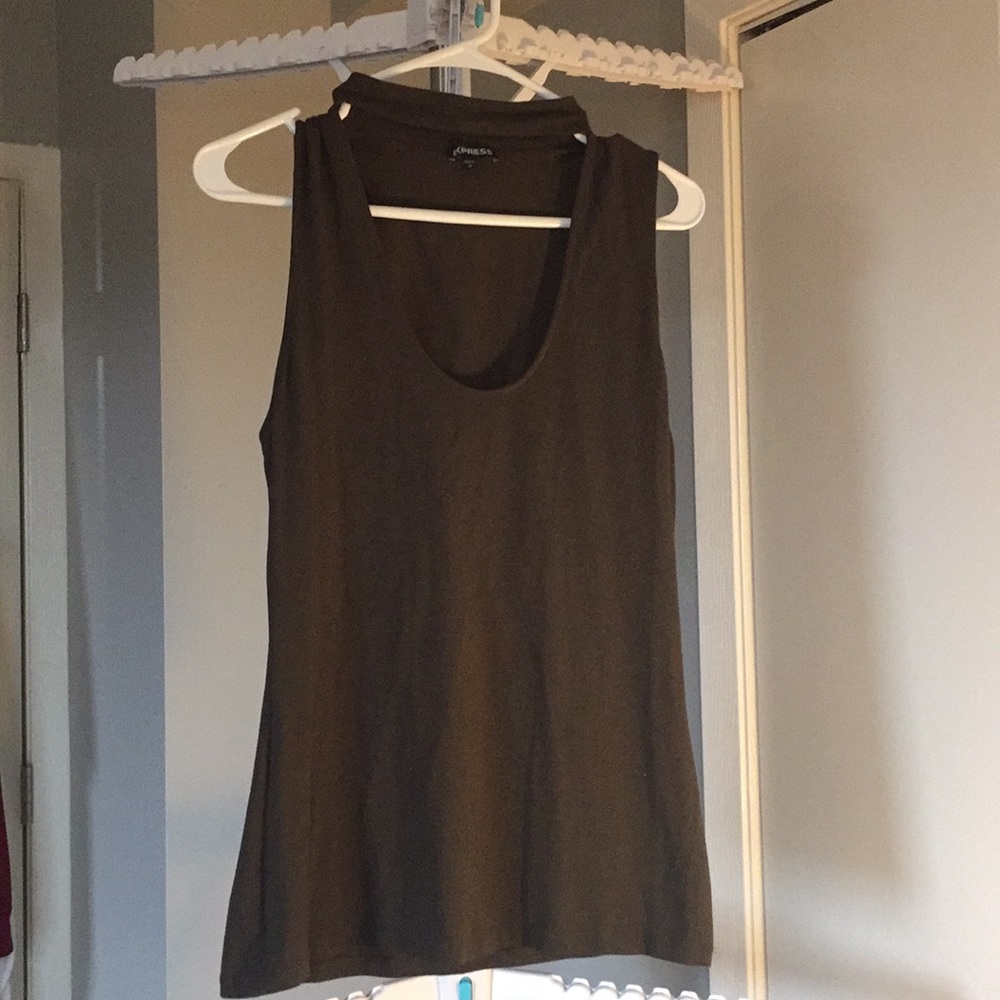 Express Choker Neck Tank